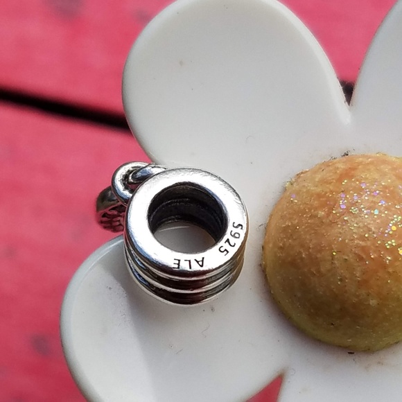 Pandora  Interlocking Love Heart Dangle Charm - Picture 2 of 8